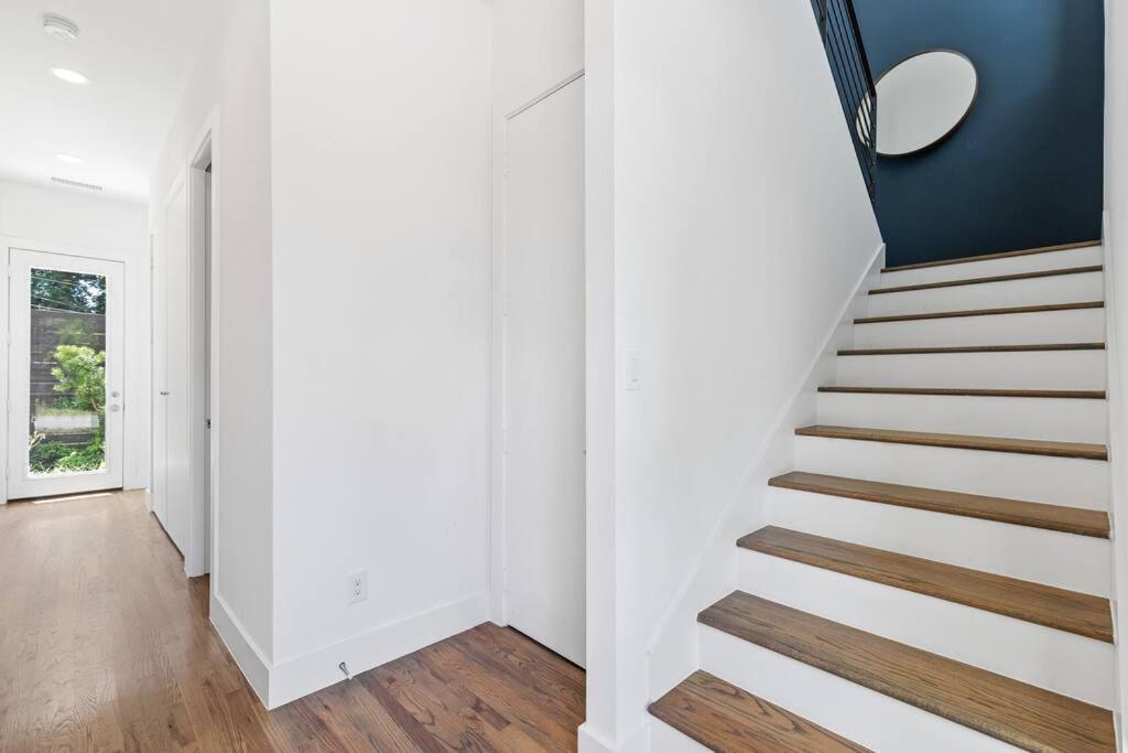 Beautiful Perfectly Located Luxury 2 Bed Townhome Dallas Eksteriør bilde