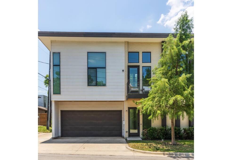 Beautiful Perfectly Located Luxury 2 Bed Townhome Dallas Eksteriør bilde