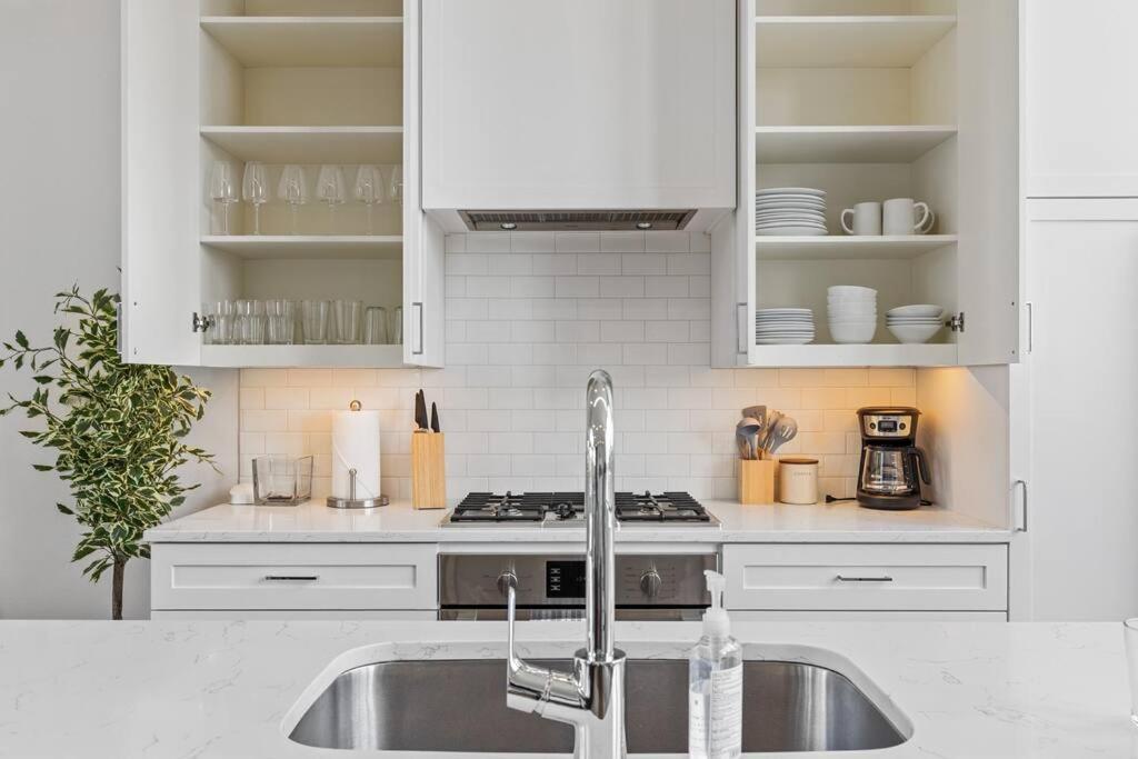 Beautiful Perfectly Located Luxury 2 Bed Townhome Dallas Eksteriør bilde